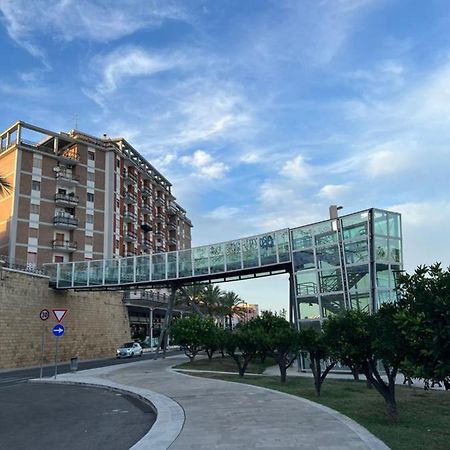 Appartamento Il ponte di vetro House Brindisi Esterno foto