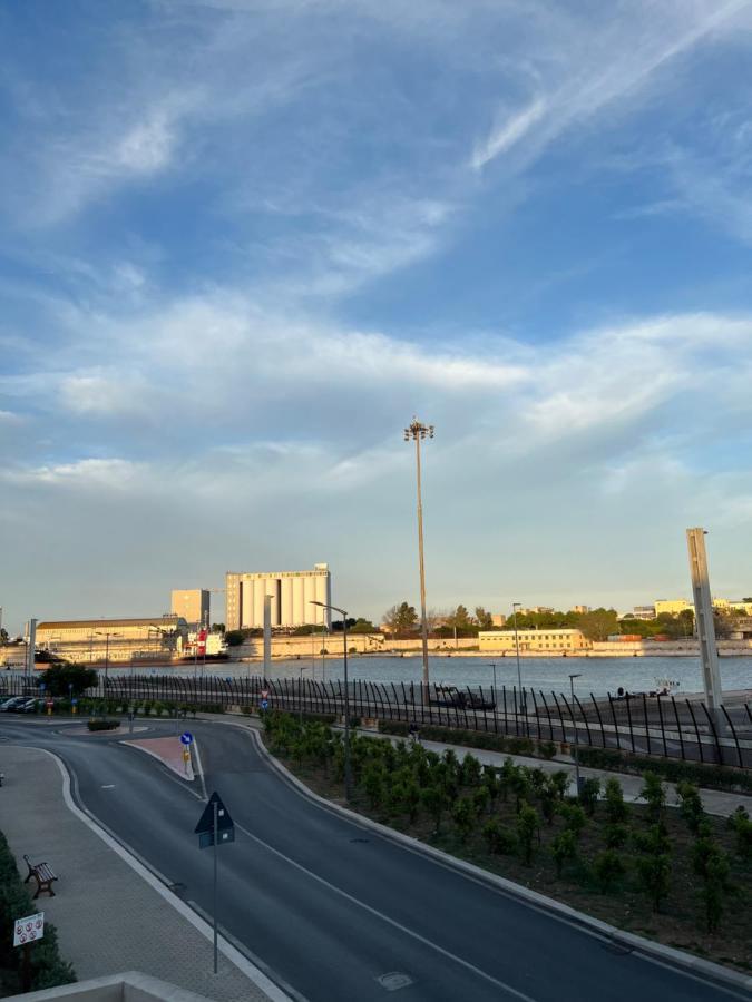 Appartamento Il ponte di vetro House Brindisi Esterno foto